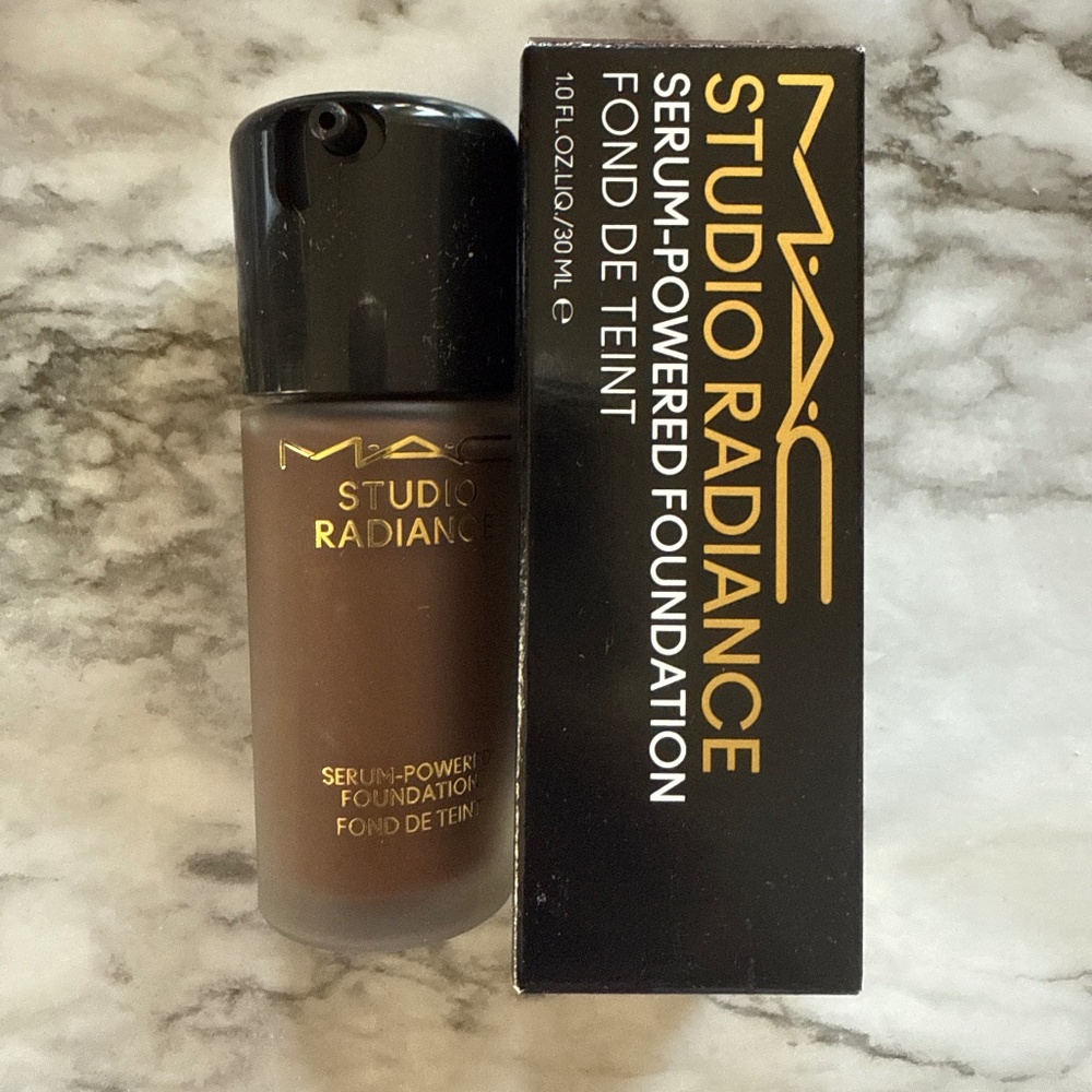 MAC COSMETICS STUDIO RADIANCE FOUNDATION NW58